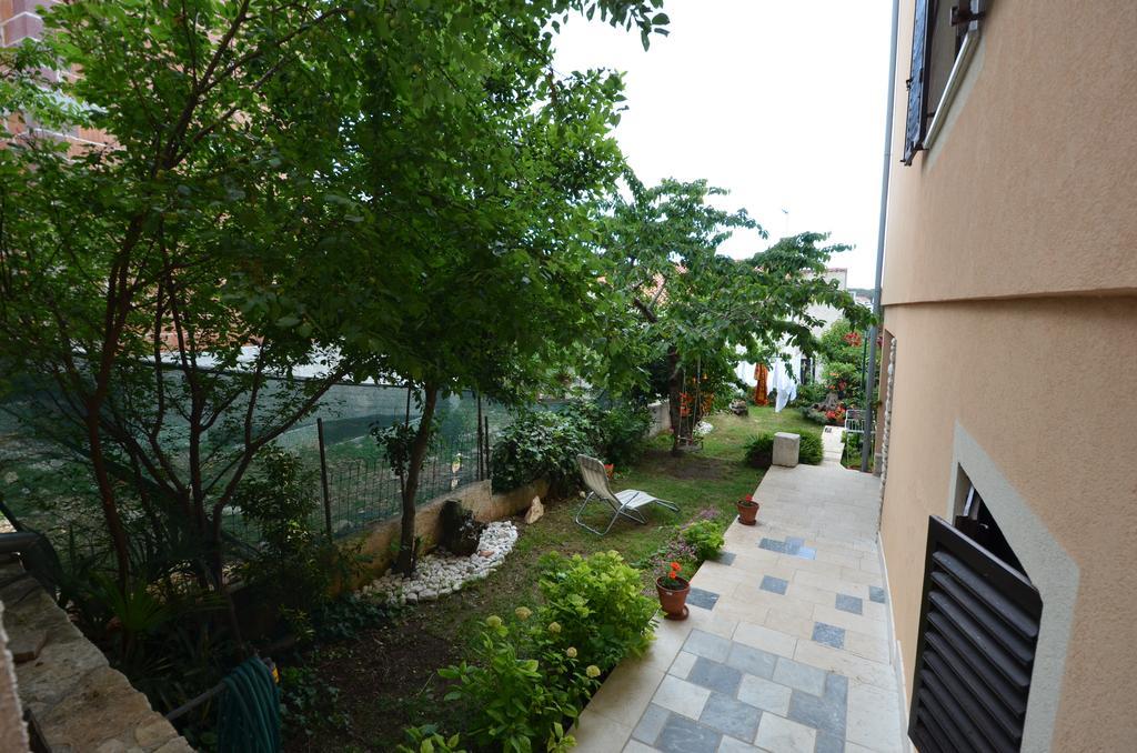 Apartments Villa Bartol Pula Room photo